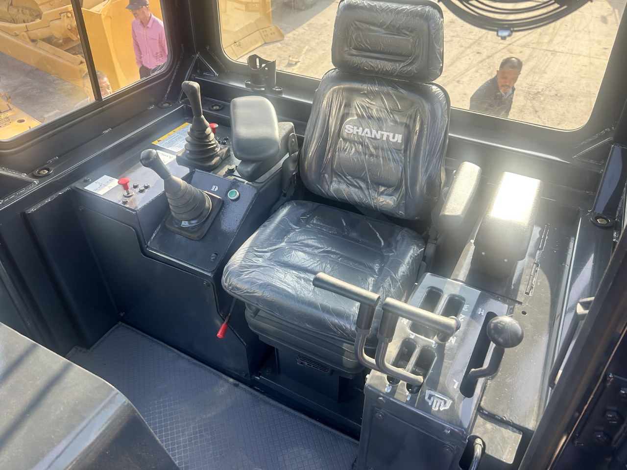 SHANTUI SD22 - Μπουλντόζα: φωτογραφία 5 SHANTUI SD22 - Μπουλντόζα: φωτογραφία 5