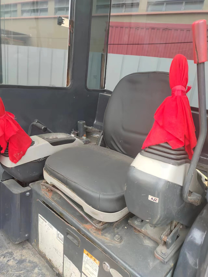 Komatsu pc40 - Μίνι εκσκαφέας: φωτογραφία 5 Komatsu pc40 - Μίνι εκσκαφέας: φωτογραφία 5