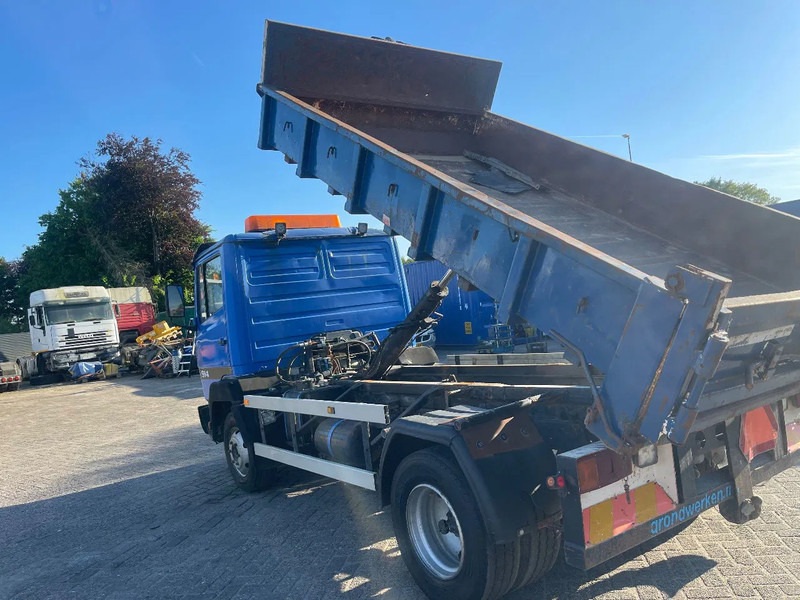 Mercedes-Benz 914 Tipper - Φορτηγό ανατρεπόμενο: φωτογραφία 4 Mercedes-Benz 914 Tipper - Φορτηγό ανατρεπόμενο: φωτογραφία 4