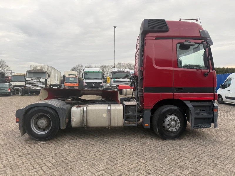 Mercedes-Benz Actros 1843 3 pedals - Τράκτορας: φωτογραφία 3 Mercedes-Benz Actros 1843 3 pedals - Τράκτορας: φωτογραφία 3