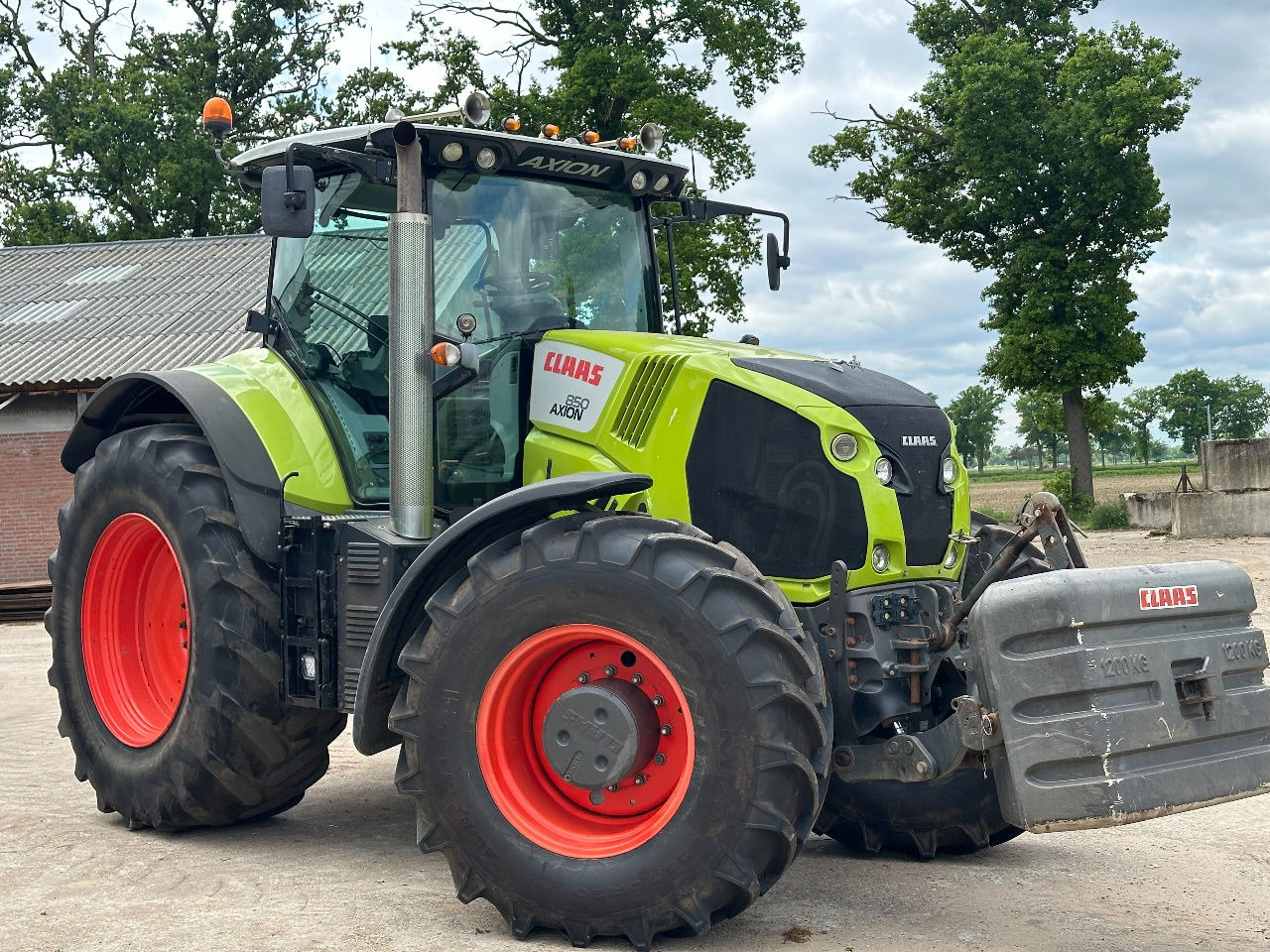 Claas Axion 850 Cmatic - Τρακτέρ: φωτογραφία 4 Claas Axion 850 Cmatic - Τρακτέρ: φωτογραφία 4