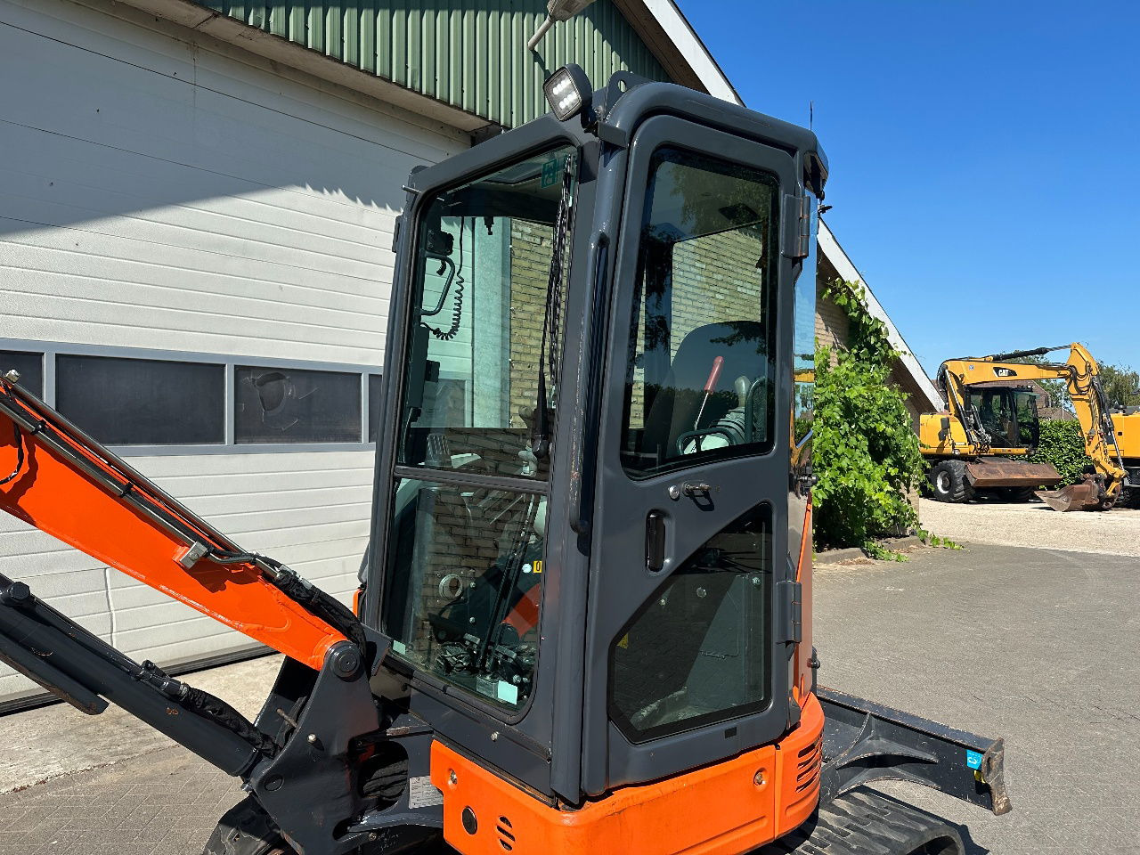 Hitachi ZX26U-6CR - Μίνι εκσκαφέας: φωτογραφία 4 Hitachi ZX26U-6CR - Μίνι εκσκαφέας: φωτογραφία 4