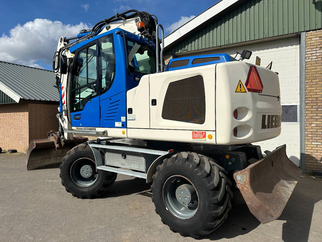 Liebherr A914 - Τροχοφόρος εκσκαφέας: φωτογραφία 2 Liebherr A914 - Τροχοφόρος εκσκαφέας: φωτογραφία 2