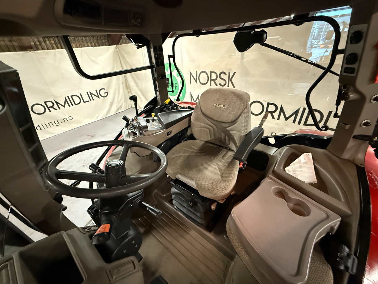 Τρακτέρ CASE IH Maxxum 140: φωτογραφία 13