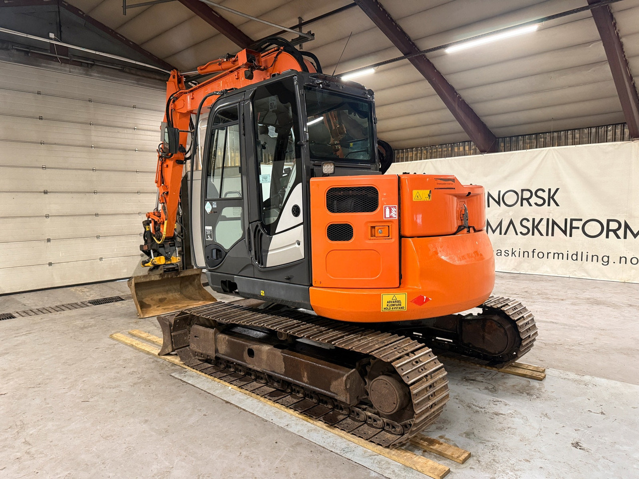 Hitachi ZX85US-5A - Ερπυστριοφόρος εκσκαφέας: φωτογραφία 3 Hitachi ZX85US-5A - Ερπυστριοφόρος εκσκαφέας: φωτογραφία 3