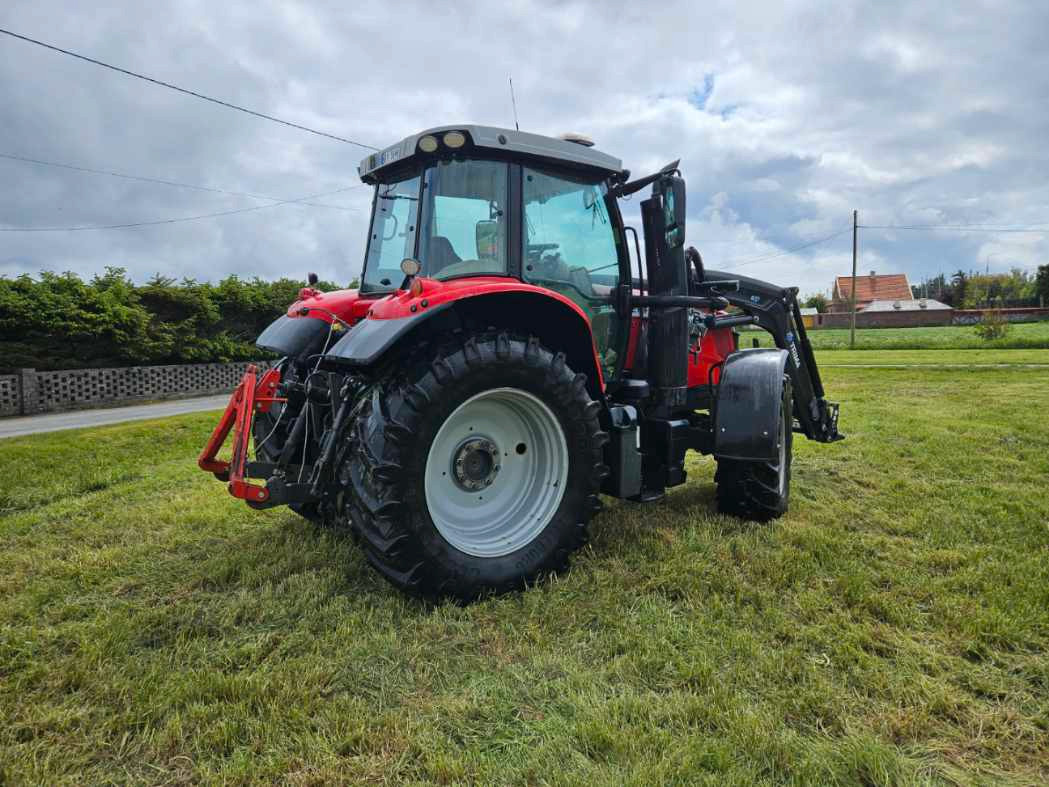 Massey Ferguson 6715S Dyna VT - Τρακτέρ: φωτογραφία 5 Massey Ferguson 6715S Dyna VT - Τρακτέρ: φωτογραφία 5