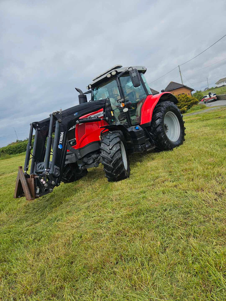 Massey Ferguson 6715S Dyna VT - Τρακτέρ: φωτογραφία 2 Massey Ferguson 6715S Dyna VT - Τρακτέρ: φωτογραφία 2