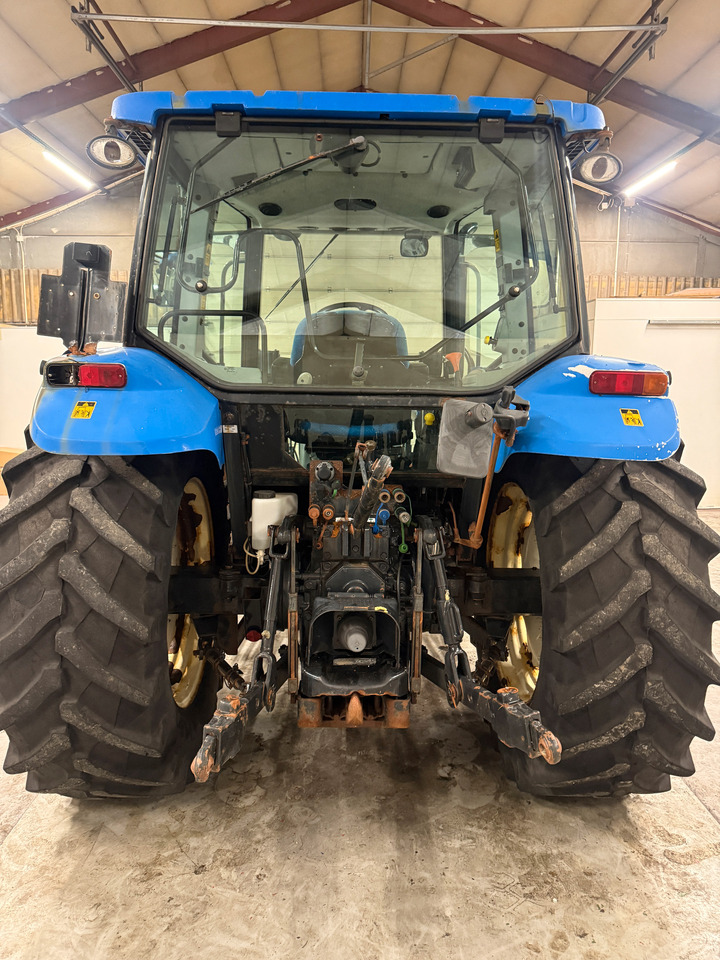 New Holland T5060 - Τρακτέρ: φωτογραφία 4 New Holland T5060 - Τρακτέρ: φωτογραφία 4