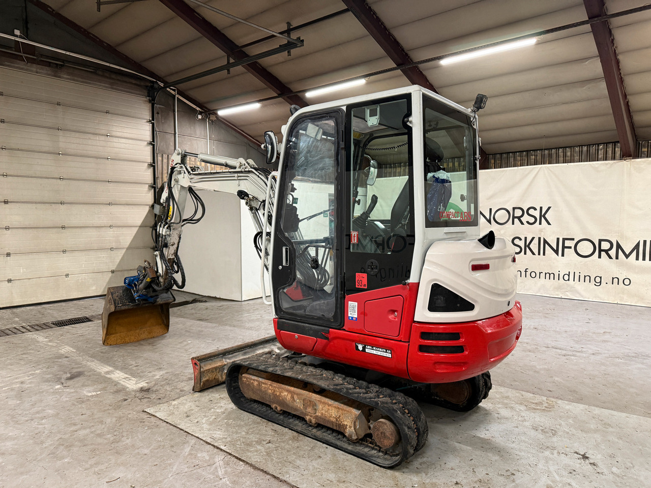 Takeuchi TB230 - Μίνι εκσκαφέας: φωτογραφία 3 Takeuchi TB230 - Μίνι εκσκαφέας: φωτογραφία 3