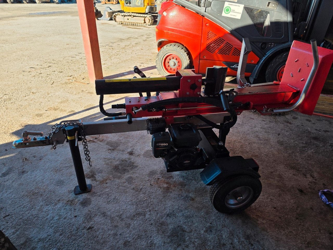 Vedkløyver med hengerfeste til bil - Σχιστικό ξύλων: φωτογραφία 4 Vedkløyver med hengerfeste til bil - Σχιστικό ξύλων: φωτογραφία 4