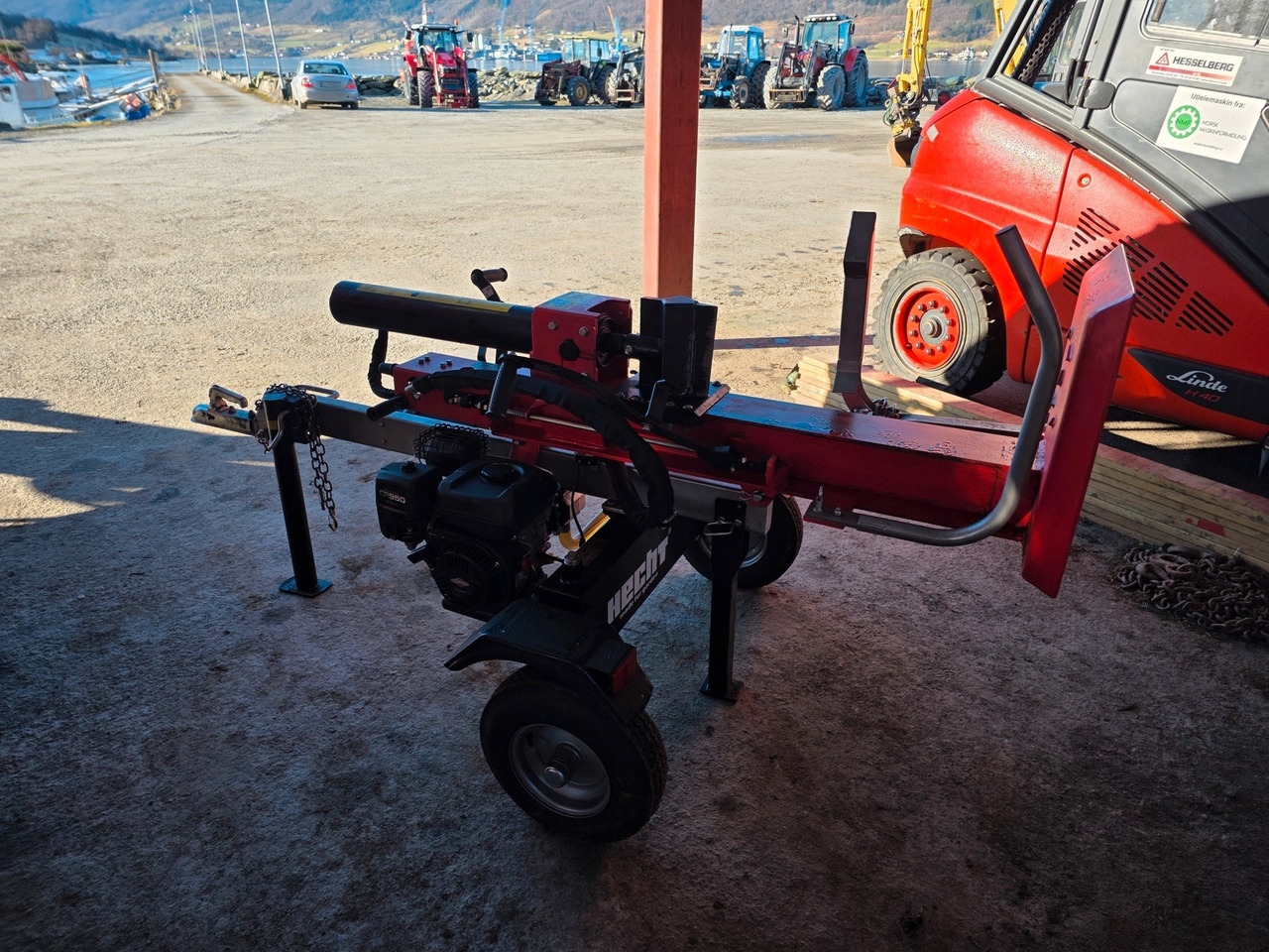 Vedkløyver med hengerfeste til bil - Σχιστικό ξύλων: φωτογραφία 3 Vedkløyver med hengerfeste til bil - Σχιστικό ξύλων: φωτογραφία 3