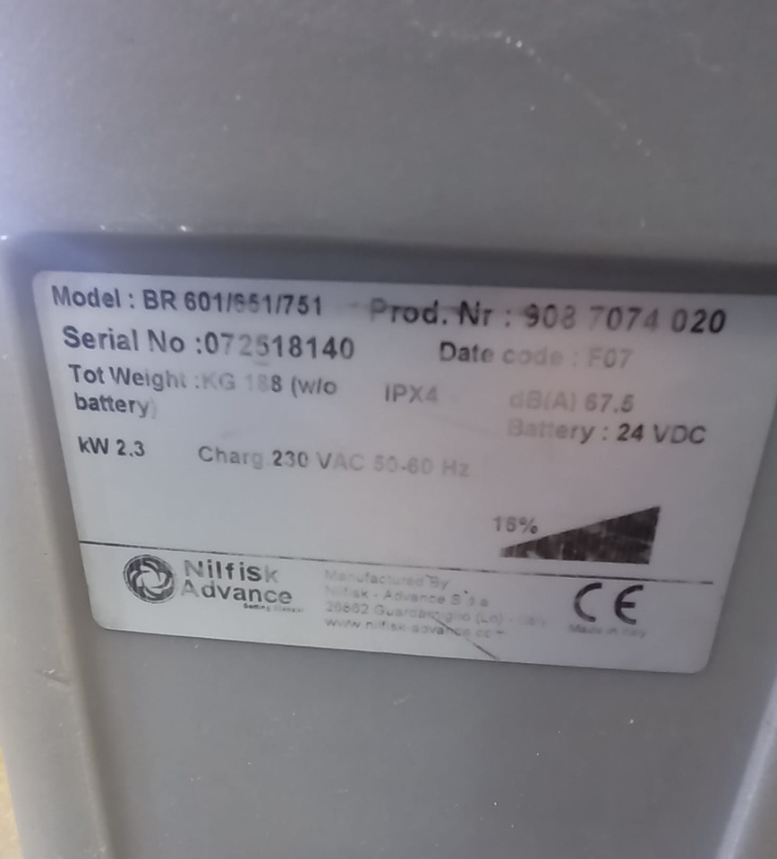 NILFISK BR 601 - Μηχάνημα πλύσης-στέγνωσης: φωτογραφία 5 NILFISK BR 601 - Μηχάνημα πλύσης-στέγνωσης: φωτογραφία 5
