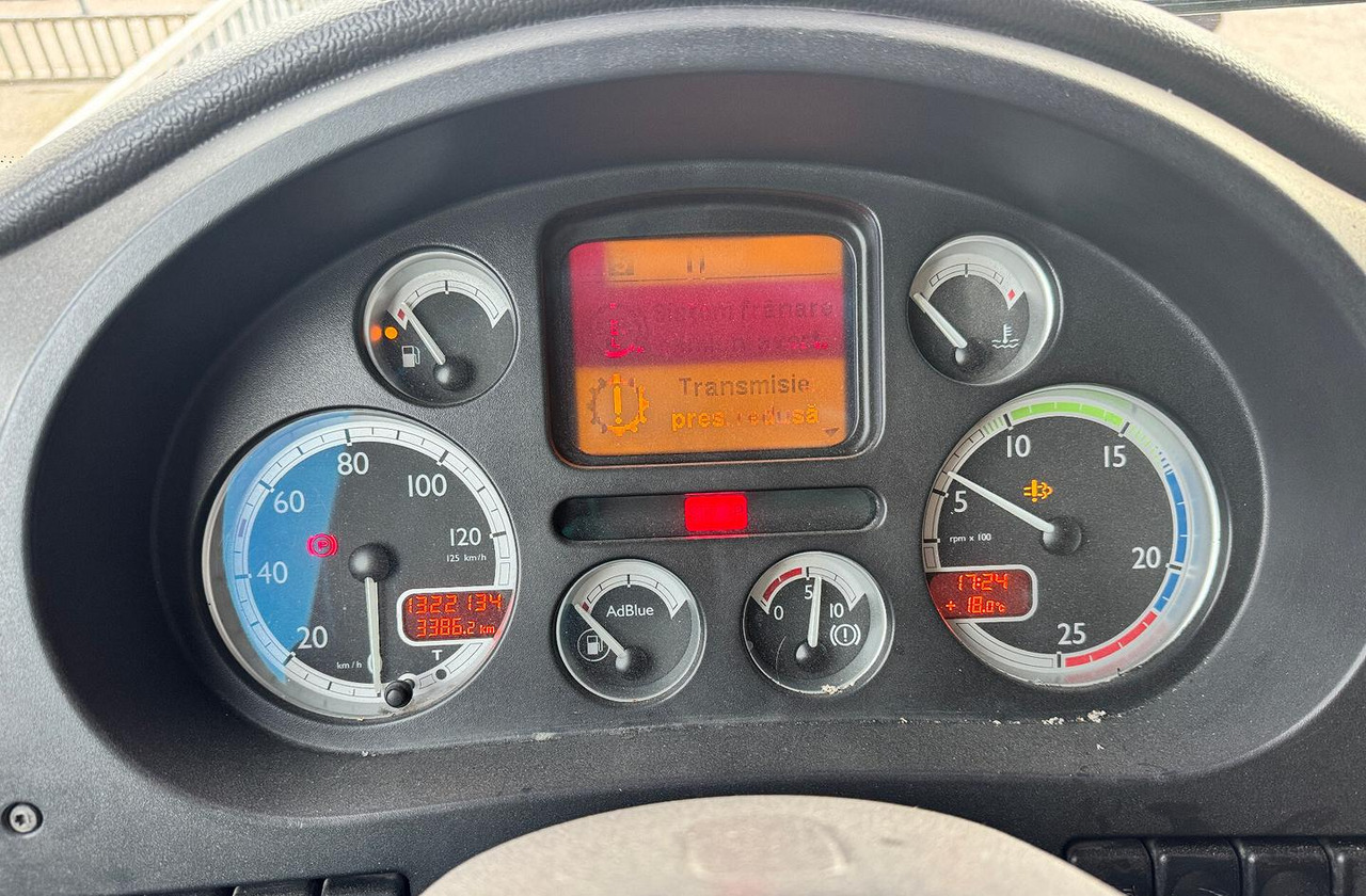 DAF XF 105.460 - 2010 - AUTOMATICO - Τράκτορας: φωτογραφία 5 DAF XF 105.460 - 2010 - AUTOMATICO - Τράκτορας: φωτογραφία 5