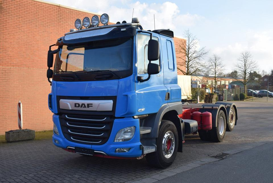 DAF CF 450 6x2 Fahrgestell Klima Navi Lift Retarder - Φορτηγό σασί: φωτογραφία 1 DAF CF 450 6x2 Fahrgestell Klima Navi Lift Retarder - Φορτηγό σασί: φωτογραφία 1