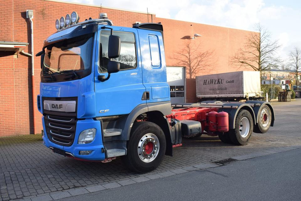 DAF CF 450 6x2 Fahrgestell Klima Navi Lift Retarder - Φορτηγό σασί: φωτογραφία 2 DAF CF 450 6x2 Fahrgestell Klima Navi Lift Retarder - Φορτηγό σασί: φωτογραφία 2