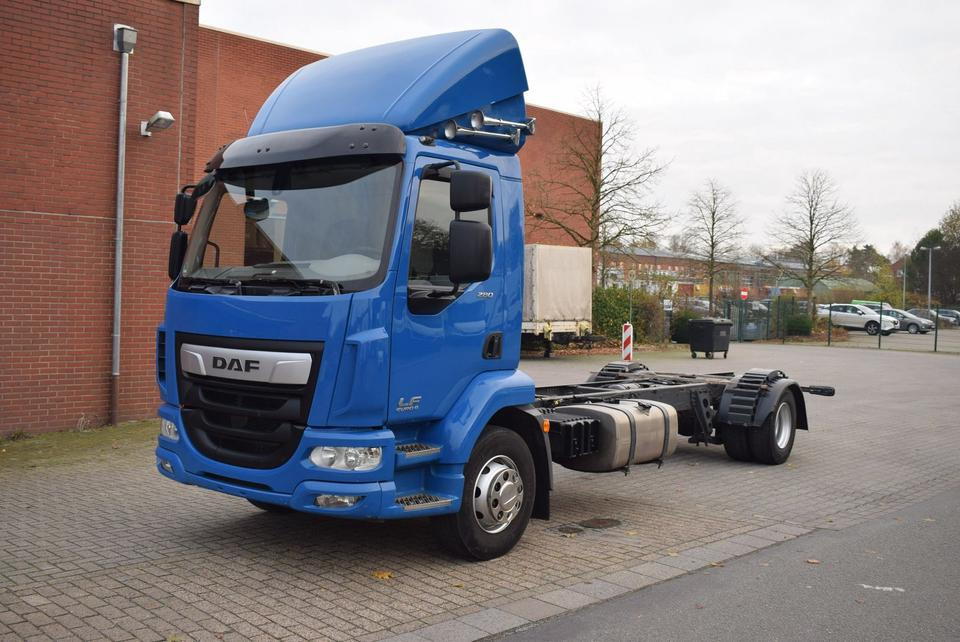 DAF LF 280 Fahrgestell Klima Navi 8-Gang ACC AHK - Φορτηγό σασί: φωτογραφία 1 DAF LF 280 Fahrgestell Klima Navi 8-Gang ACC AHK - Φορτηγό σασί: φωτογραφία 1