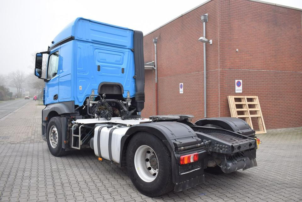 Mercedes-Benz Actros 1843 Stream Space Kipphydraulik Klima - Τράκτορας: φωτογραφία 5 Mercedes-Benz Actros 1843 Stream Space Kipphydraulik Klima - Τράκτορας: φωτογραφία 5