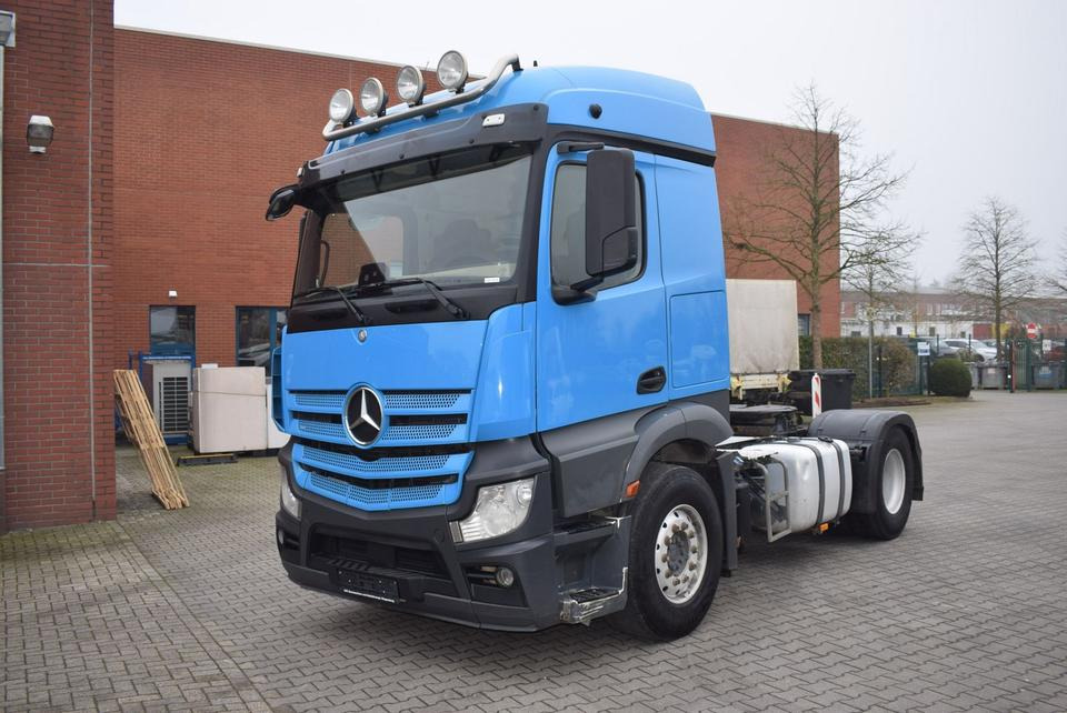 Mercedes-Benz Actros 1843 Stream Space Kipphydraulik Klima - Τράκτορας: φωτογραφία 1 Mercedes-Benz Actros 1843 Stream Space Kipphydraulik Klima - Τράκτορας: φωτογραφία 1