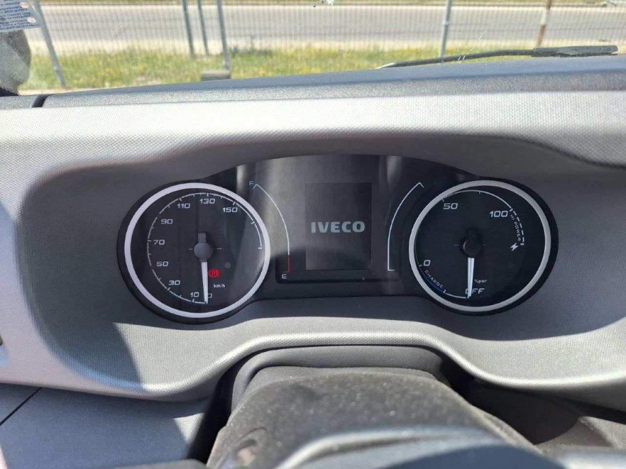 IVECO 35S14E/P - Βαν, Ηλεκτρικό van: φωτογραφία 3 IVECO 35S14E/P - Βαν, Ηλεκτρικό van: φωτογραφία 3