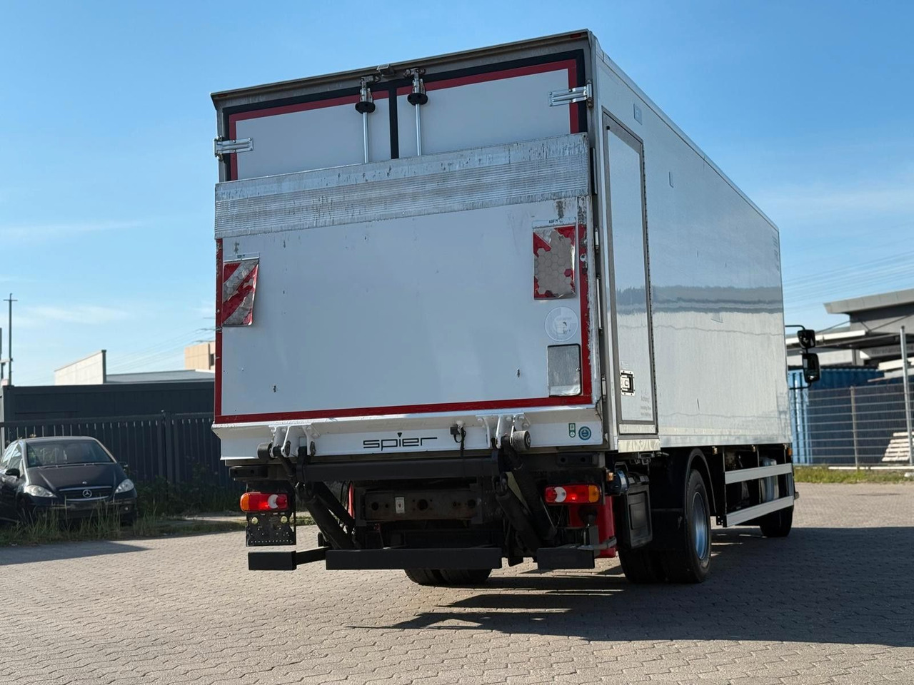 Volvo FL 42 R 240 +Thermoking T-880R+Kamera - Φορτηγό ψυγείο: φωτογραφία 3 Volvo FL 42 R 240 +Thermoking T-880R+Kamera - Φορτηγό ψυγείο: φωτογραφία 3