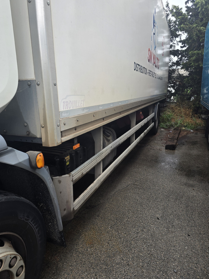 DAF LF 320 - Φορτηγό κόφα: φωτογραφία 5 DAF LF 320 - Φορτηγό κόφα: φωτογραφία 5