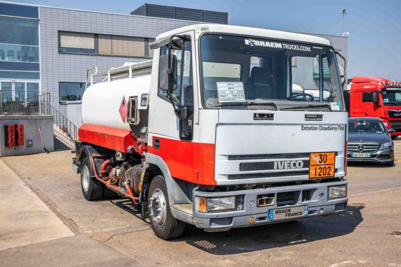 Iveco 85E15+ CITERNE 5000 L - Φορτηγό βυτιοφόρο: φωτογραφία 2 Iveco 85E15+ CITERNE 5000 L - Φορτηγό βυτιοφόρο: φωτογραφία 2