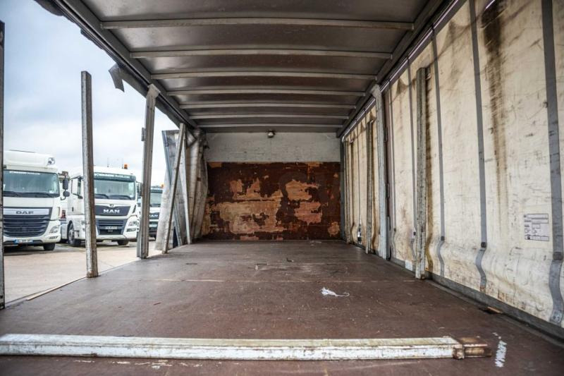 Φορτηγό μουσαμάς Iveco EUROCARGO 120EL19: φωτογραφία 8