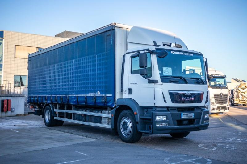 MAN TGM 18.340 BL+DHOLLANDIA - Φορτηγό μουσαμάς: φωτογραφία 2 MAN TGM 18.340 BL+DHOLLANDIA - Φορτηγό μουσαμάς: φωτογραφία 2
