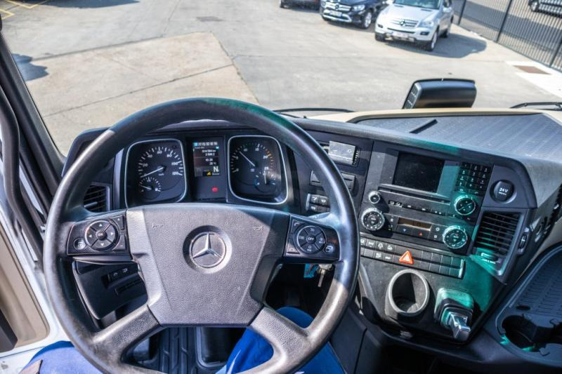 Τράκτορας Mercedes ACTROS 1845 LS: φωτογραφία 10 Τράκτορας Mercedes ACTROS 1845 LS: φωτογραφία 10