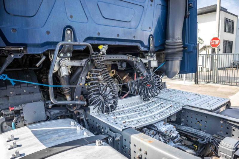 Mercedes ACTROS 1848 LS - Τράκτορας: φωτογραφία 5 Mercedes ACTROS 1848 LS - Τράκτορας: φωτογραφία 5
