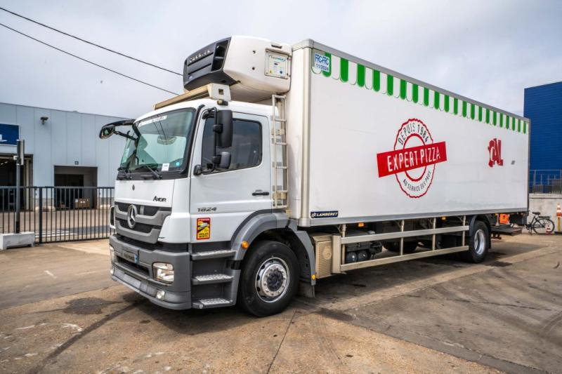 Mercedes AXOR 1824 +CARRIER SUPRA 950 Mt + HAYON - Φορτηγό ψυγείο: φωτογραφία 1 Mercedes AXOR 1824 +CARRIER SUPRA 950 Mt + HAYON - Φορτηγό ψυγείο: φωτογραφία 1