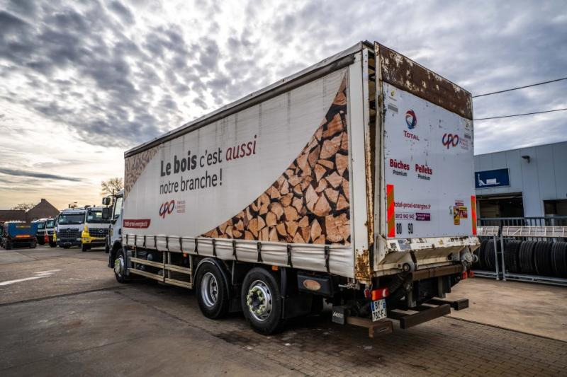 Renault PREMIUM 310 6X2 + Palfinger 2.5T - Φορτηγό μουσαμάς: φωτογραφία 5 Renault PREMIUM 310 6X2 + Palfinger 2.5T - Φορτηγό μουσαμάς: φωτογραφία 5