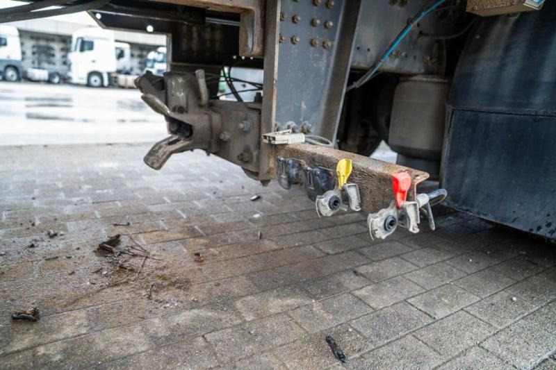 Φορτηγό κόφα Renault PREMIUM 340 DXI: φωτογραφία 10
