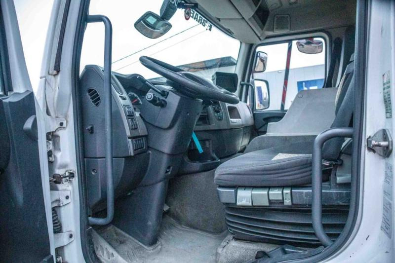 Renault PREMIUM 380 DXI-6x2 - Φορτηγό κόφα: φωτογραφία 5 Renault PREMIUM 380 DXI-6x2 - Φορτηγό κόφα: φωτογραφία 5