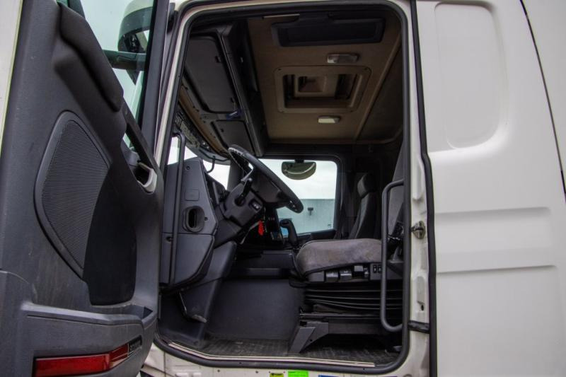 Interior photo 1: Τράκτορας Scania G 340 (LNG GAS) Interior photo 1: Τράκτορας Scania G 340 (LNG GAS)