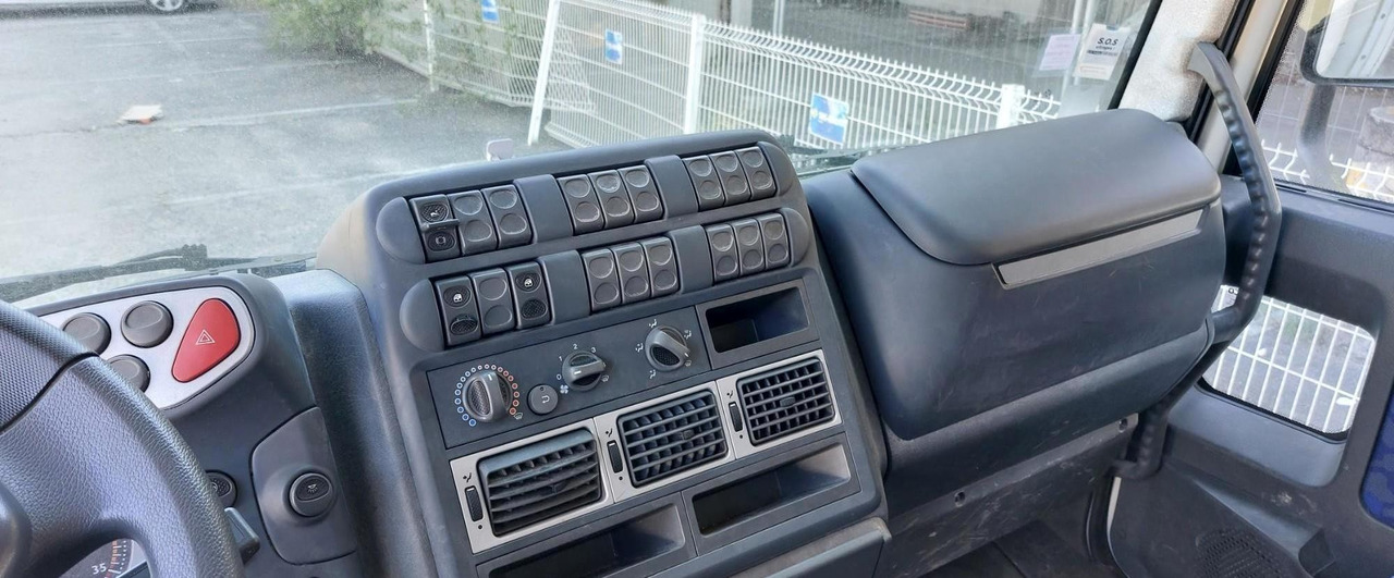 Μίσθωση IVECO CARGOBUL IVECO CARGOBUL: φωτογραφία 8