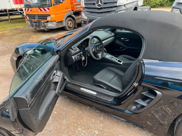 Porsche Boxster - Αυτοκίνητο: φωτογραφία 4 Porsche Boxster - Αυτοκίνητο: φωτογραφία 4