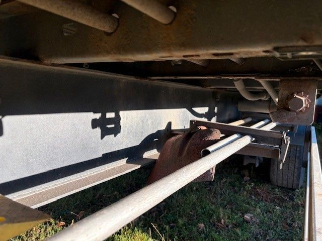 Stas Stas Reisch Walkingfloor - Επικαθήμενο μεταφορική βουτσάς: φωτογραφία 5 Stas Stas Reisch Walkingfloor - Επικαθήμενο μεταφορική βουτσάς: φωτογραφία 5