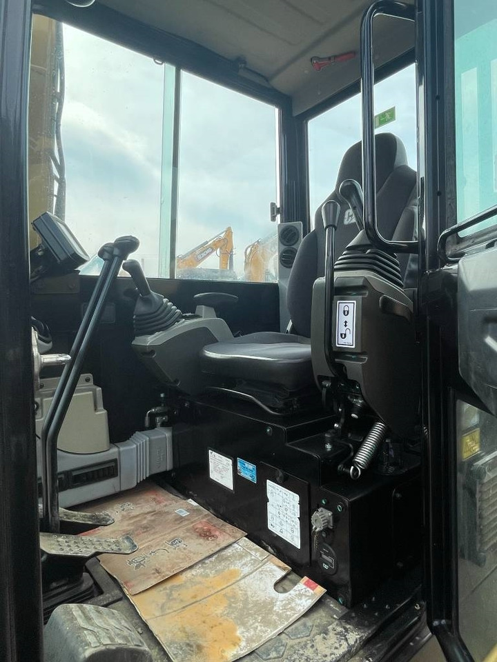 CAT 305.5E2 - Μίνι εκσκαφέας: φωτογραφία 5 CAT 305.5E2 - Μίνι εκσκαφέας: φωτογραφία 5