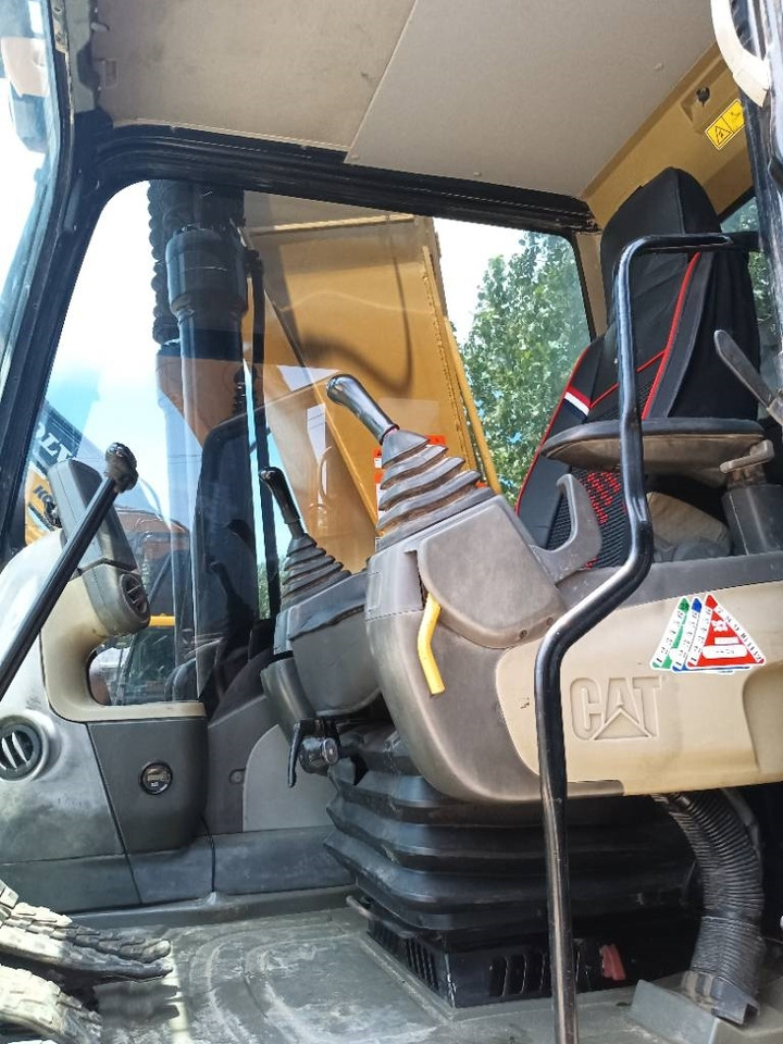 CAT 320D2L  - Ερπυστριοφόρος εκσκαφέας: φωτογραφία 5 CAT 320D2L  - Ερπυστριοφόρος εκσκαφέας: φωτογραφία 5