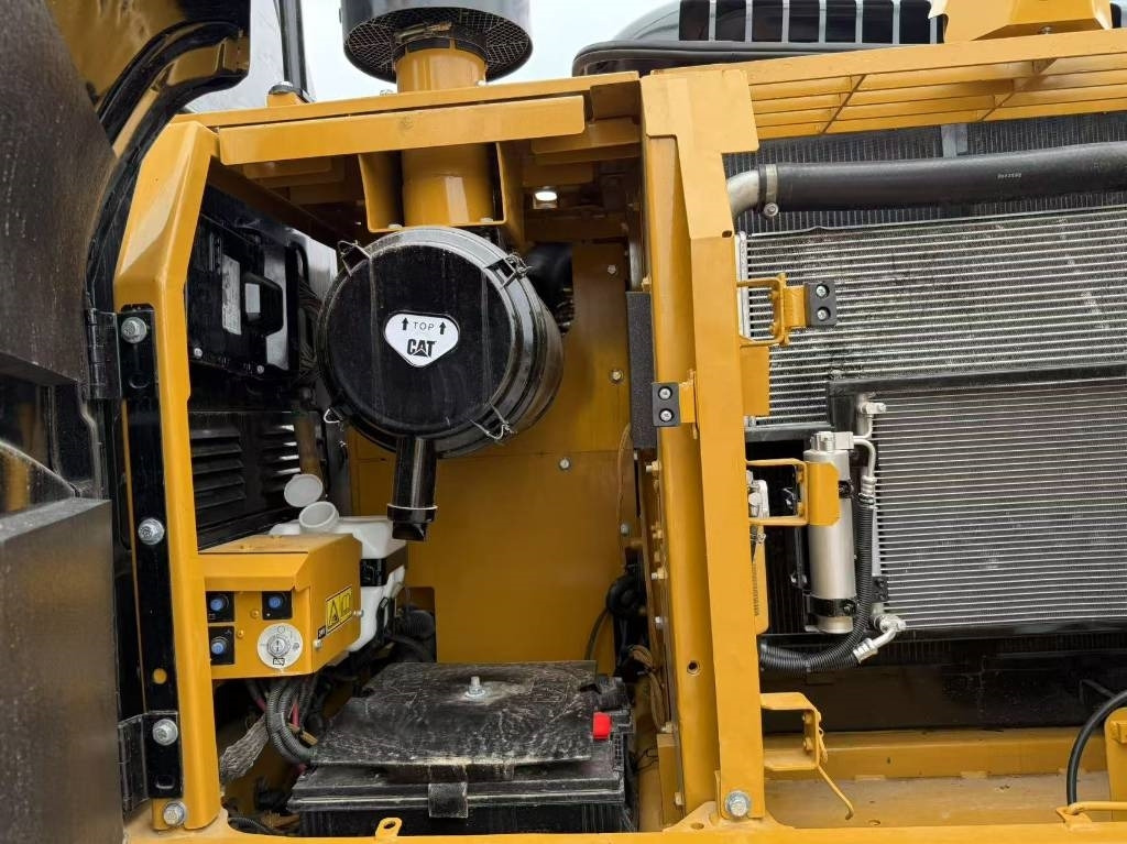 CAT 320D2L - Ερπυστριοφόρος εκσκαφέας: φωτογραφία 5 CAT 320D2L - Ερπυστριοφόρος εκσκαφέας: φωτογραφία 5