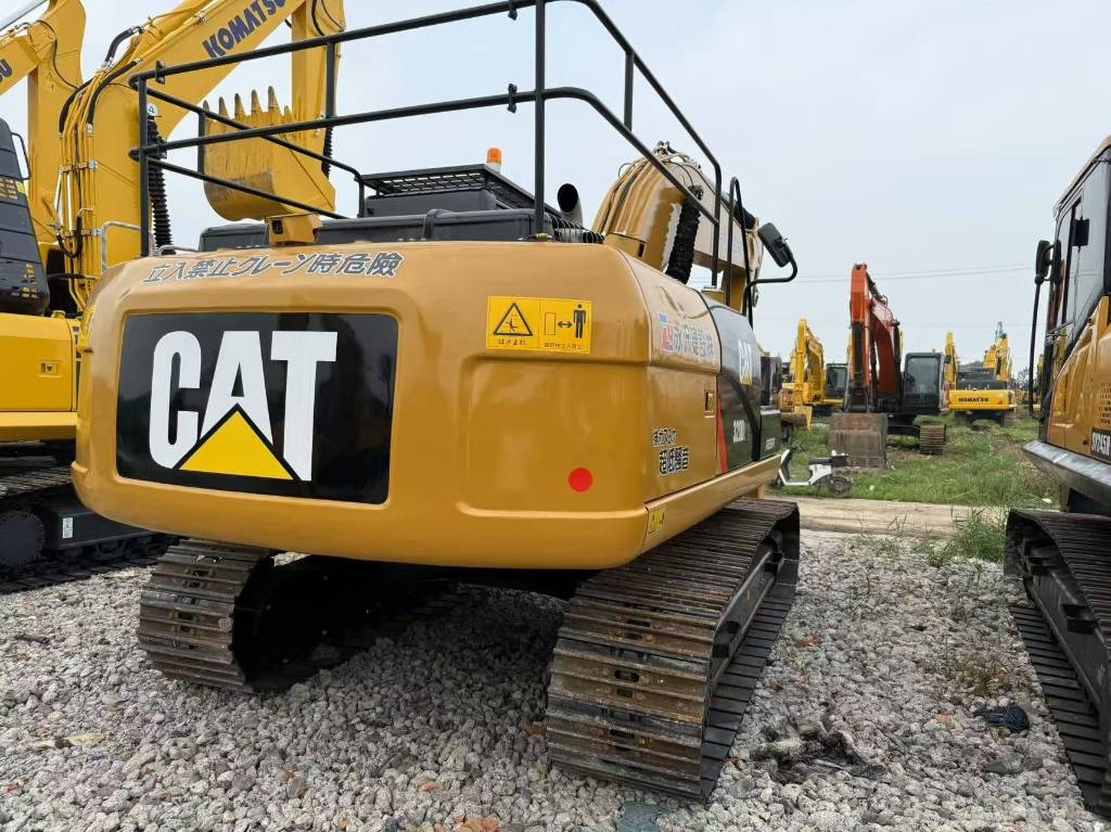 CAT 320D2L - Ερπυστριοφόρος εκσκαφέας: φωτογραφία 1 CAT 320D2L - Ερπυστριοφόρος εκσκαφέας: φωτογραφία 1
