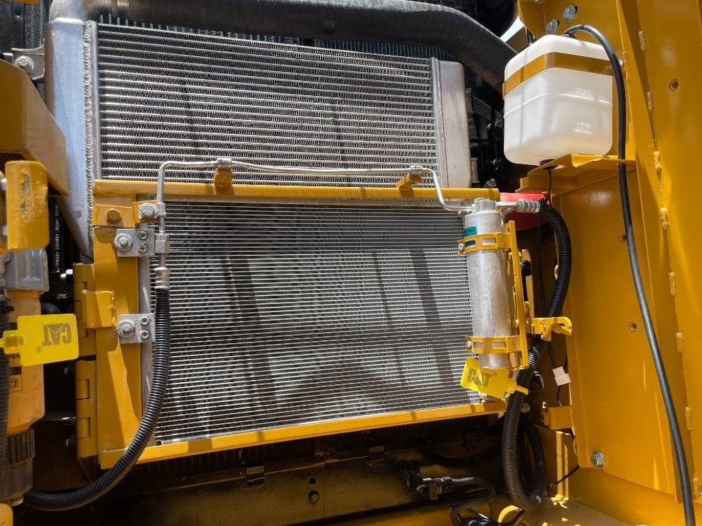 Μίσθωση CAT 323D2  CAT 323D2: φωτογραφία 8