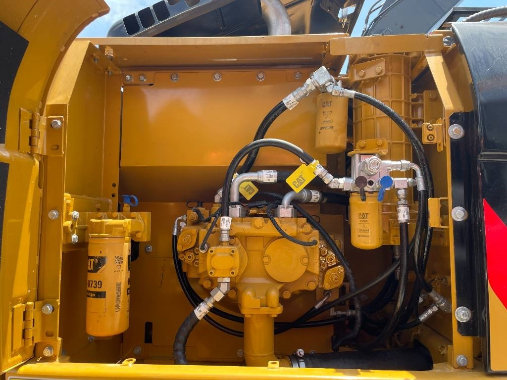 Μίσθωση CAT 323D2  CAT 323D2: φωτογραφία 6