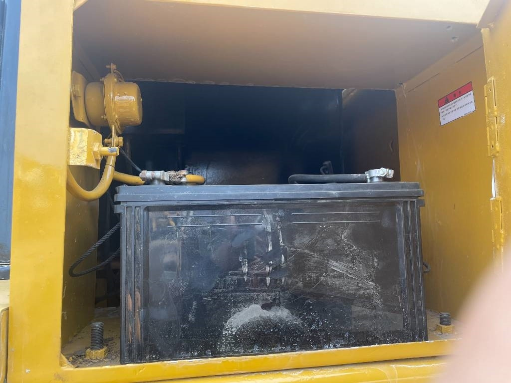 CAT D 7 G - Μπουλντόζα: φωτογραφία 5 CAT D 7 G - Μπουλντόζα: φωτογραφία 5