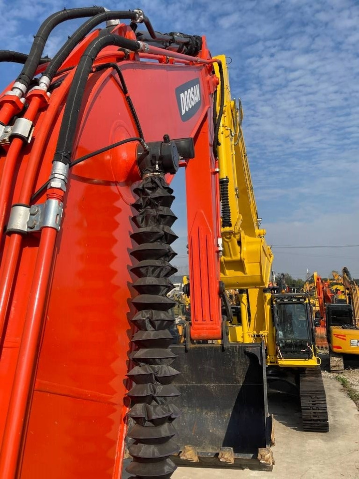 Doosan DX 225 LCA - Ερπυστριοφόρος εκσκαφέας: φωτογραφία 4 Doosan DX 225 LCA - Ερπυστριοφόρος εκσκαφέας: φωτογραφία 4