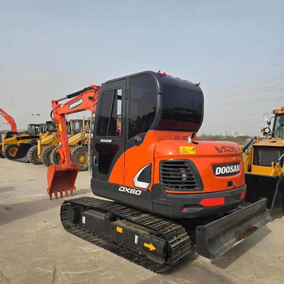 Doosan DX 60  - Μίνι εκσκαφέας: φωτογραφία 2 Doosan DX 60  - Μίνι εκσκαφέας: φωτογραφία 2