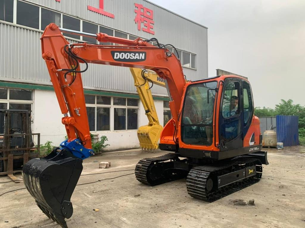 Doosan DX 75-9 C - Μίνι εκσκαφέας: φωτογραφία 1 Doosan DX 75-9 C - Μίνι εκσκαφέας: φωτογραφία 1