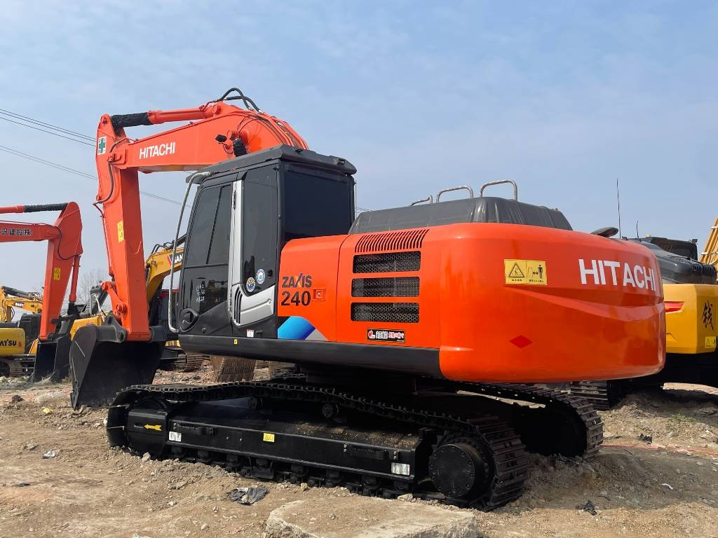 Hitachi ZX 240 - Ερπυστριοφόρος εκσκαφέας: φωτογραφία 1 Hitachi ZX 240 - Ερπυστριοφόρος εκσκαφέας: φωτογραφία 1