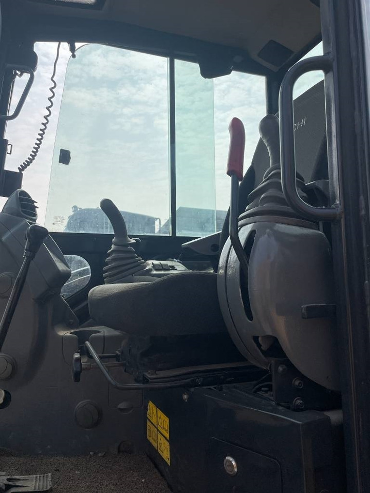 Hitachi ZX 55 - Μίνι εκσκαφέας: φωτογραφία 4 Hitachi ZX 55 - Μίνι εκσκαφέας: φωτογραφία 4